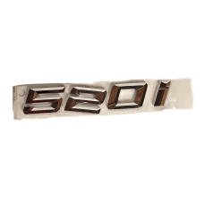 Емблема BMW 520i 51147418520